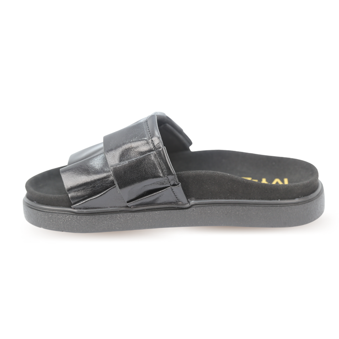 Ivy park 2025 flip flops black
