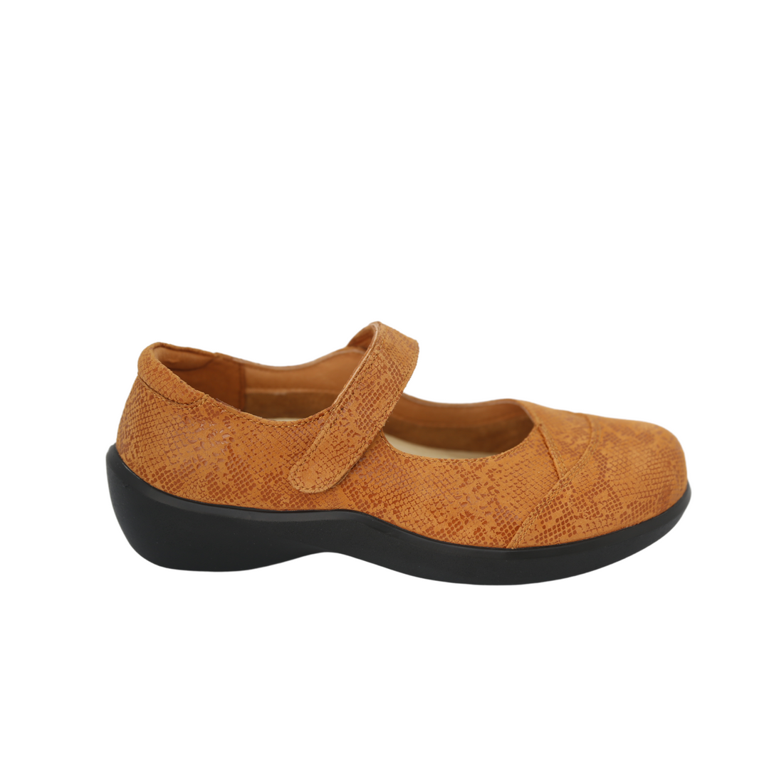 White stag deals mary jane shoes